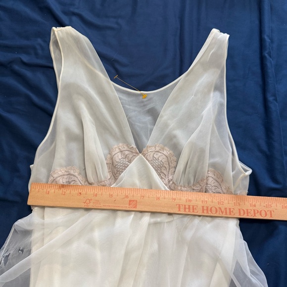 Vintage Cream Nightgown Dress With Lace Detail Size XL - Picture 9 of 9